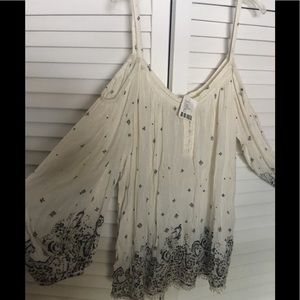 Anthropologie cold shoulder blouse